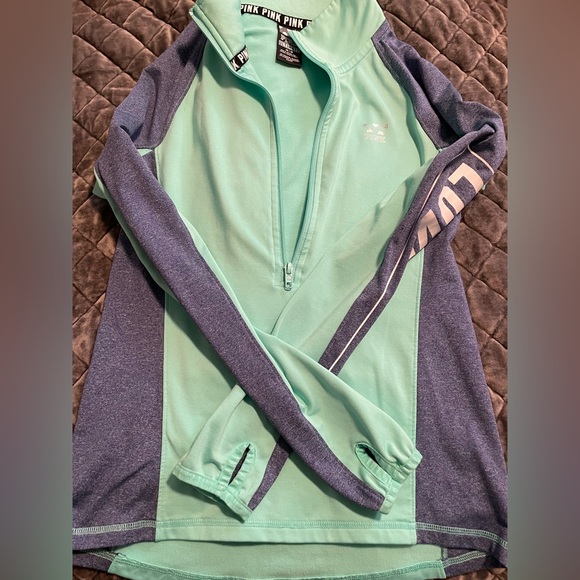 XS PINK Victoria Secret sport jacket with finger holes and back pocket. - Picture 3 of 6